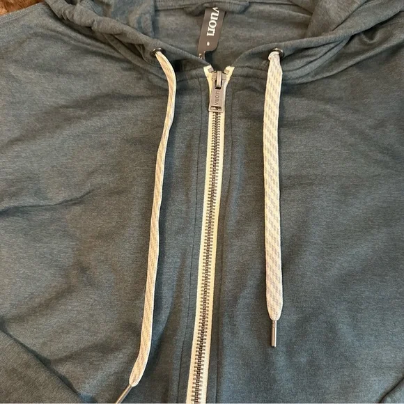 Vuori Women’s Halo Hoodie size small - Picture 6 of 9